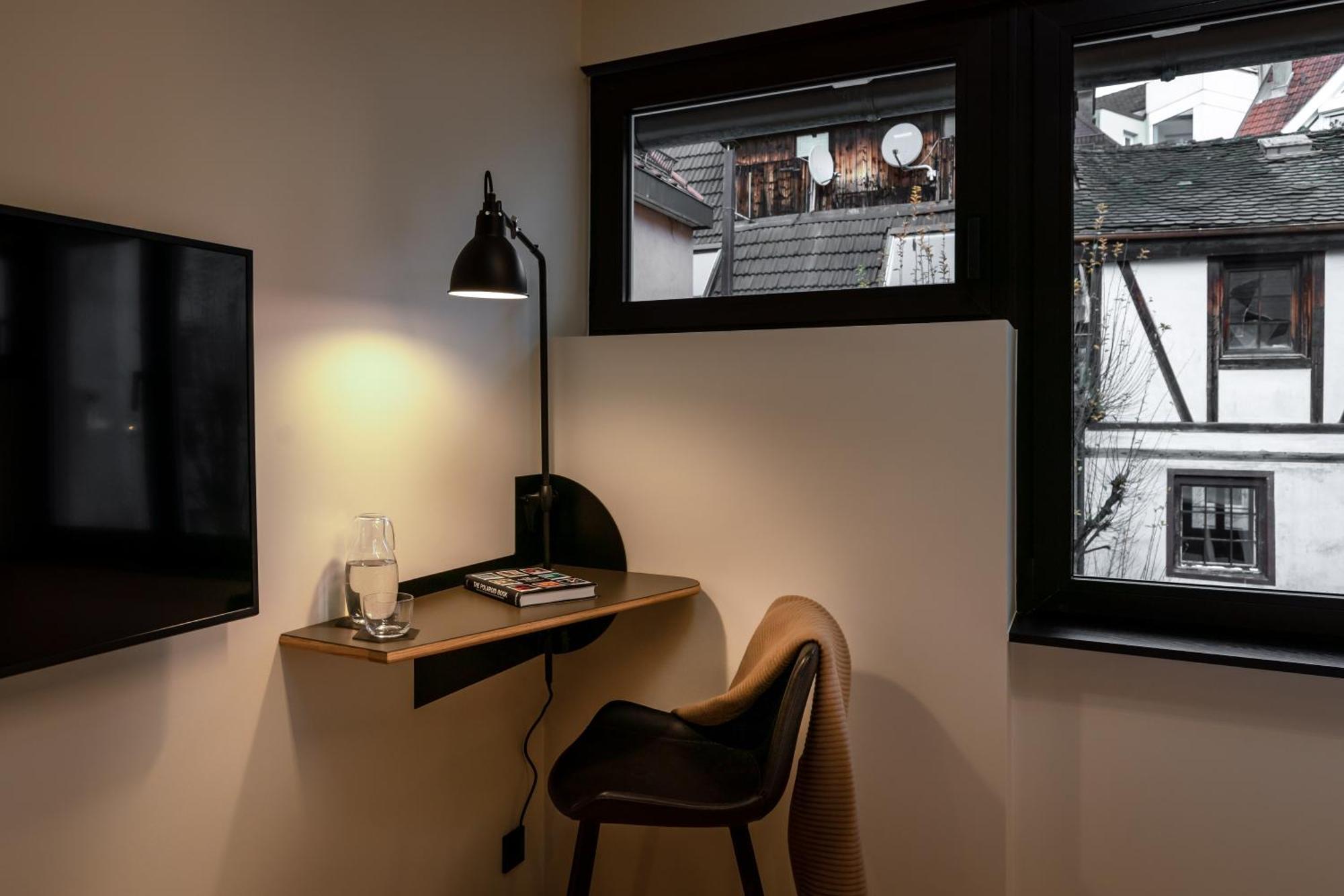 THE ADAMS - Self Check In Hotel Baden-Baden Zimmer foto